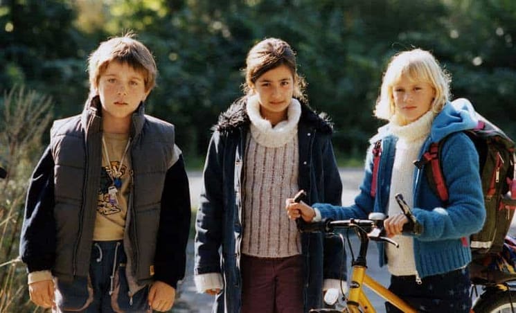 Aksel (Adam Gilbert Jespersen), Fatima(Nour El-Foul) and Annika (Nadia Bรธgild)